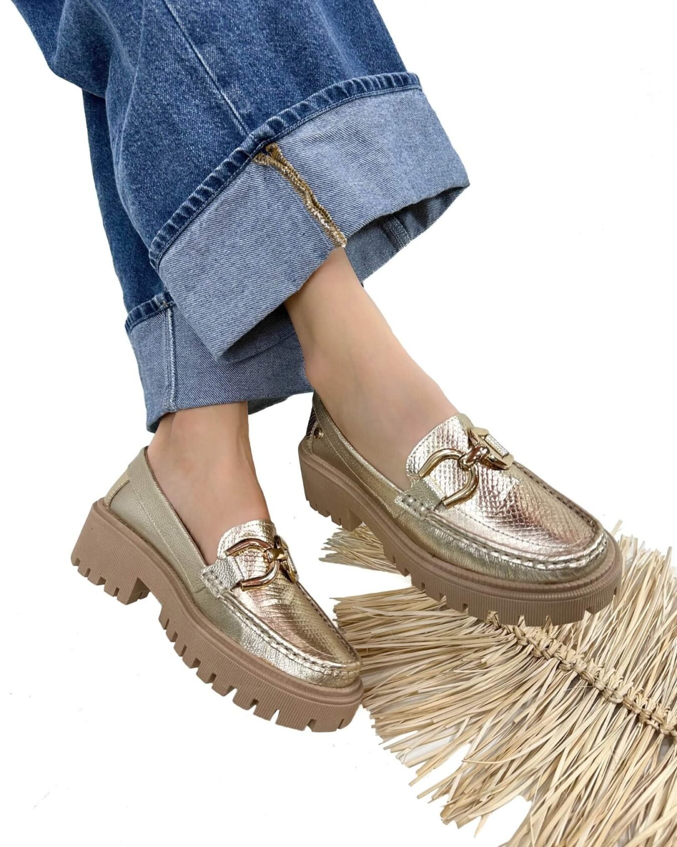 Mocasin Retro Dorado 206