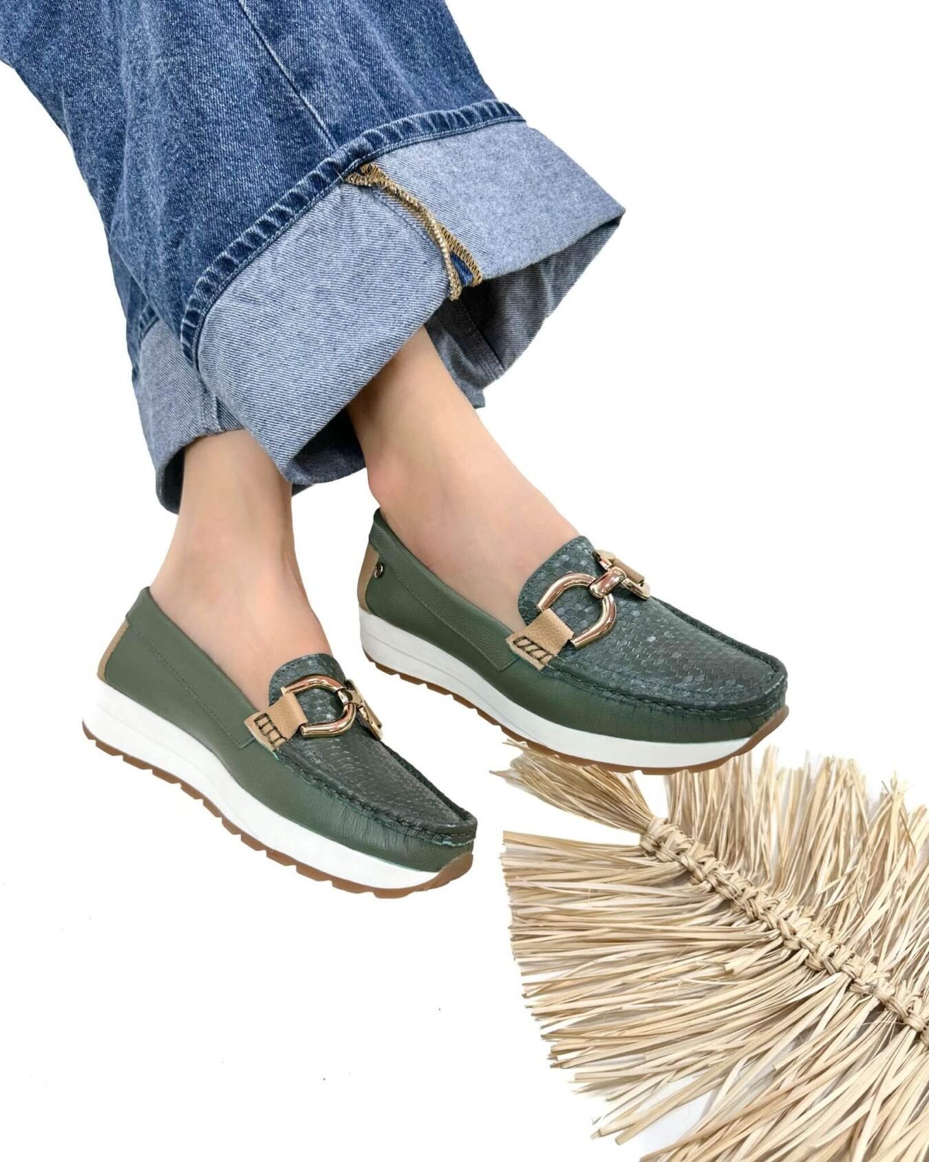 Mocasin Antonella Verde Aceituna x Camel