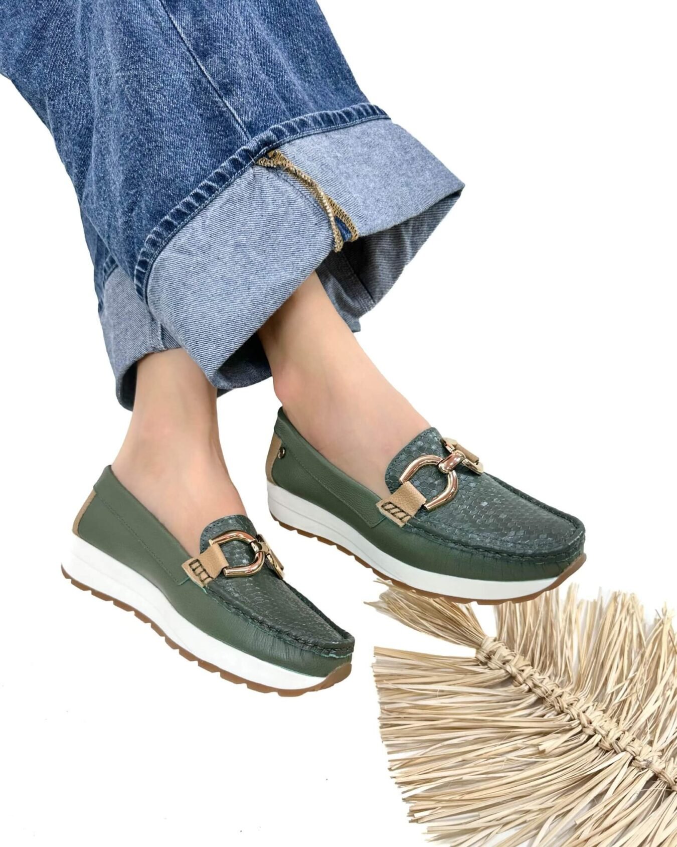 Mocasin Antonella Verde Aceituna x Camel