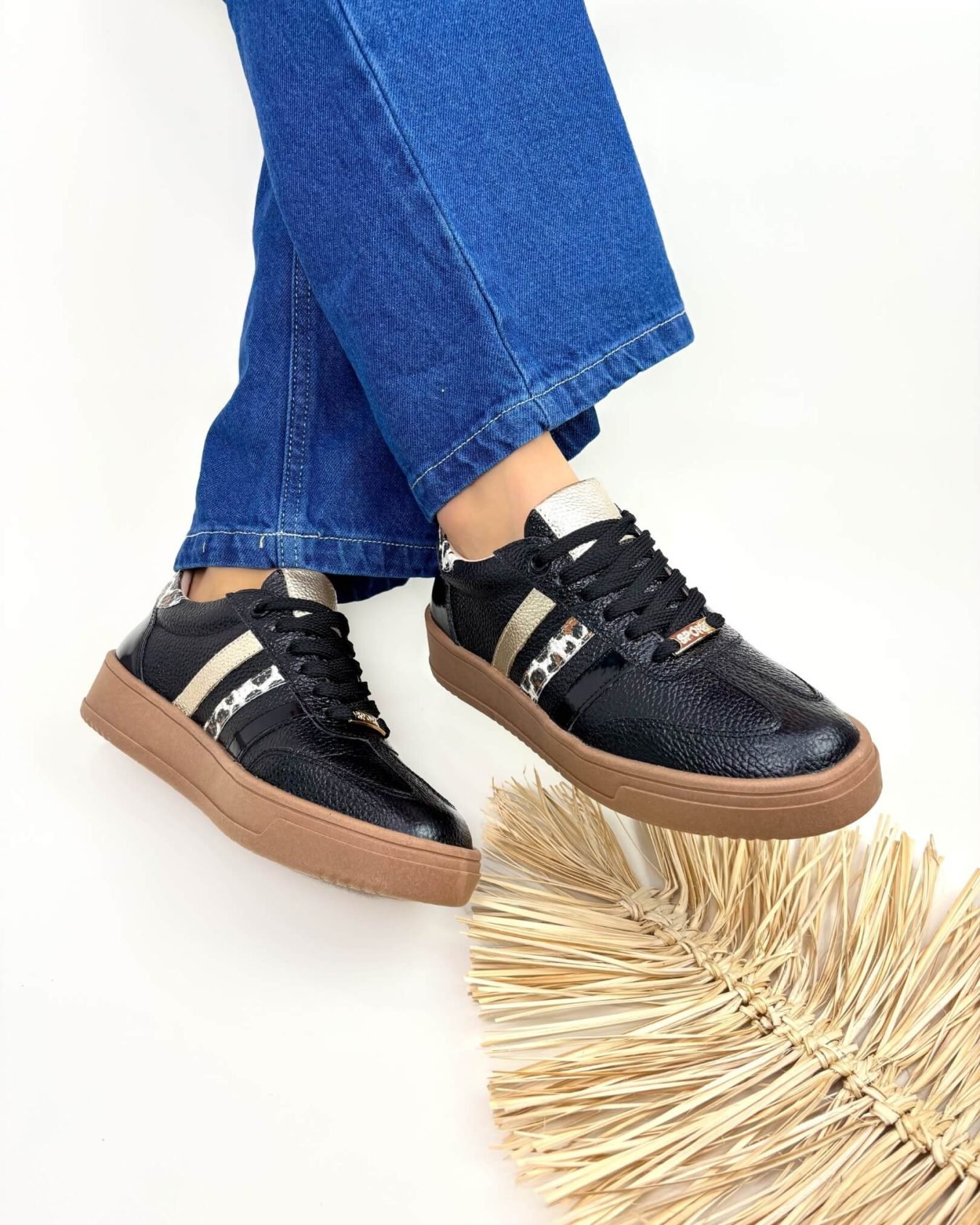 Deportivo Zoe Negro Print