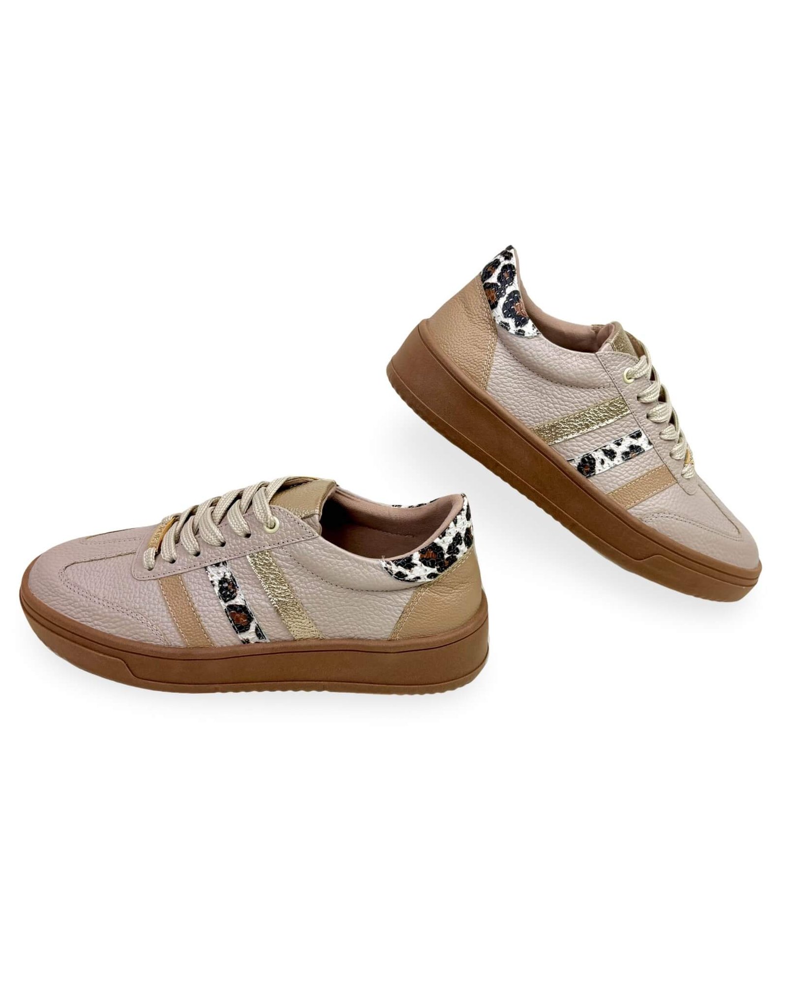 Deportivo Zoe Arena Print - Image 4