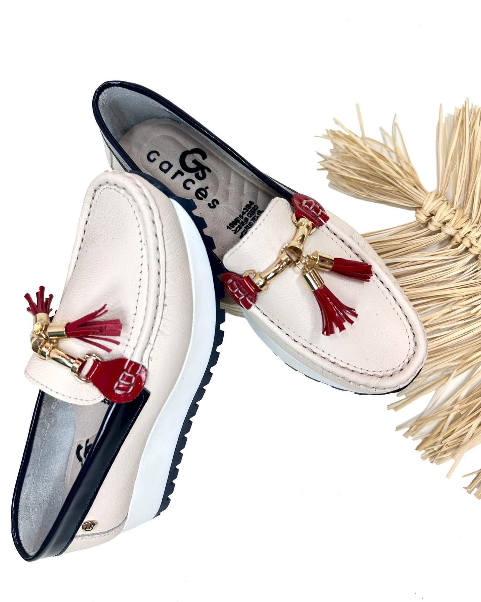 Mocasin Camila Beige Azul Rojo - Image 3