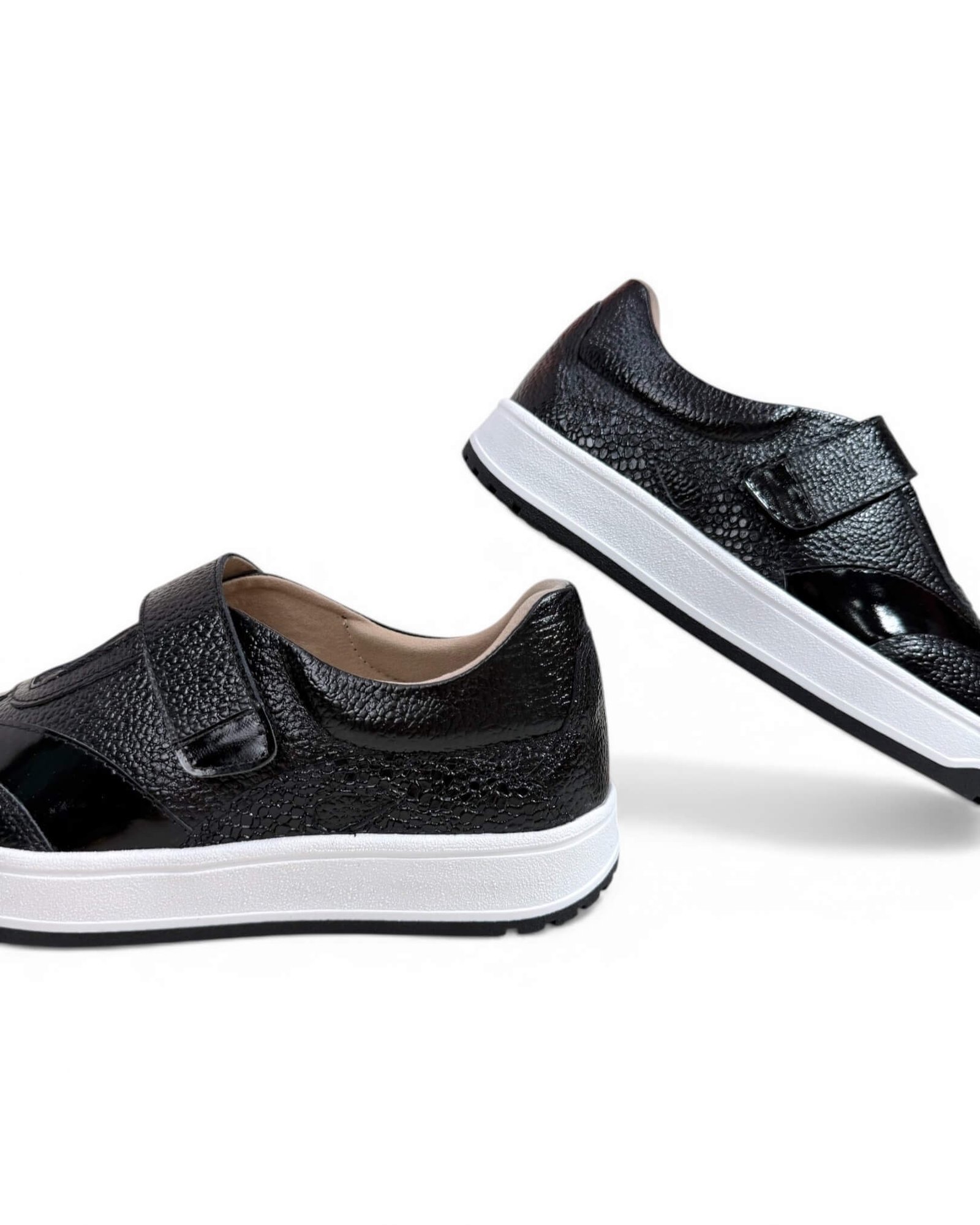 Deportivo Salomé Negro x Charol - Image 3